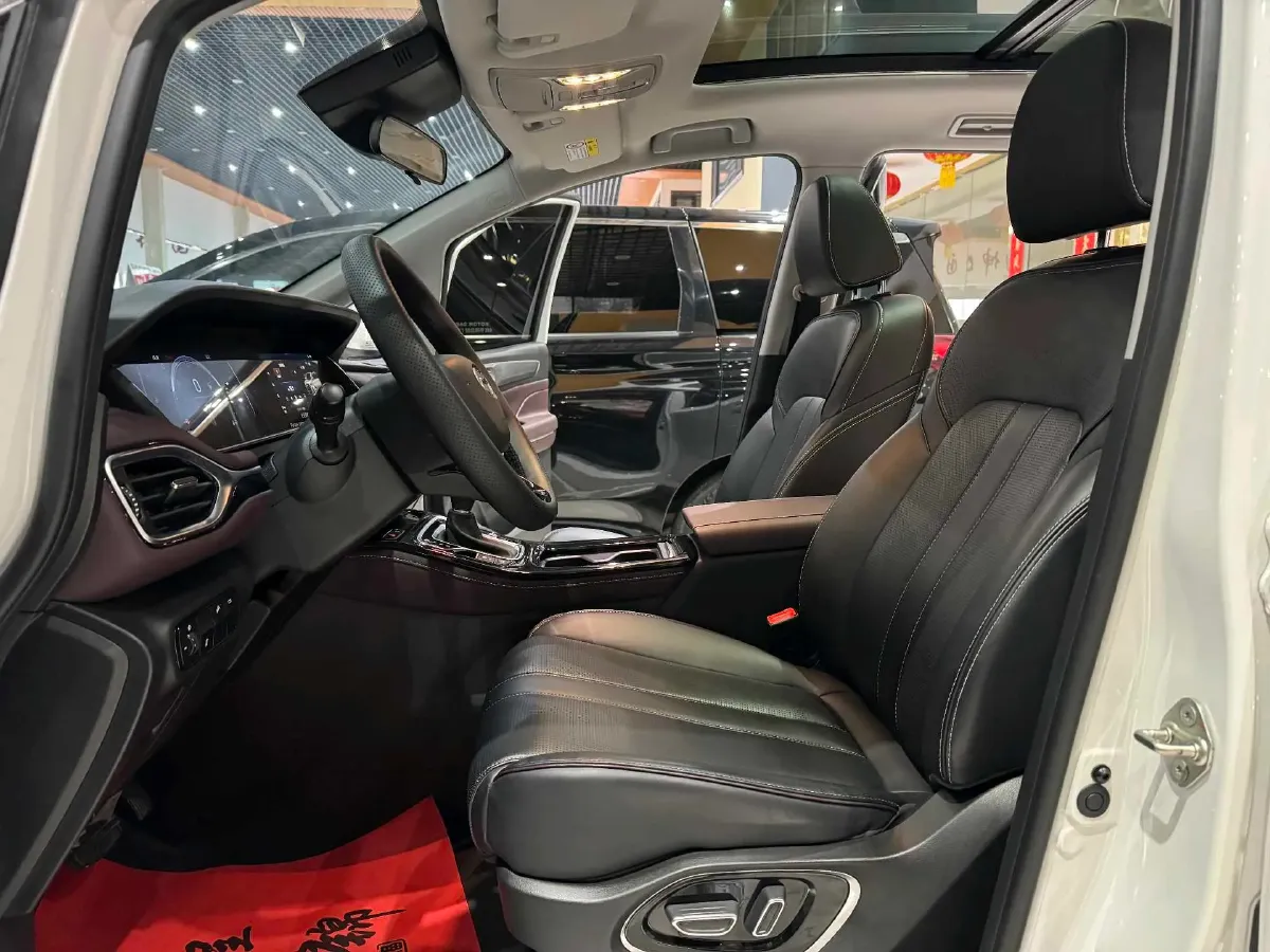 2023 GAC Trumpchi M6 1.5T 177HP L4 7DCT,autocango,china used car exporter,china ev exporter,chinese used car exporter,chinese used ev exporter