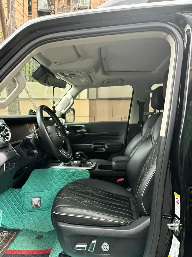 2023 Tank 300 2.0T 227HP L4 8AT,autocango,china used car exporter,china ev exporter,chinese used car exporter,chinese used ev exporter
