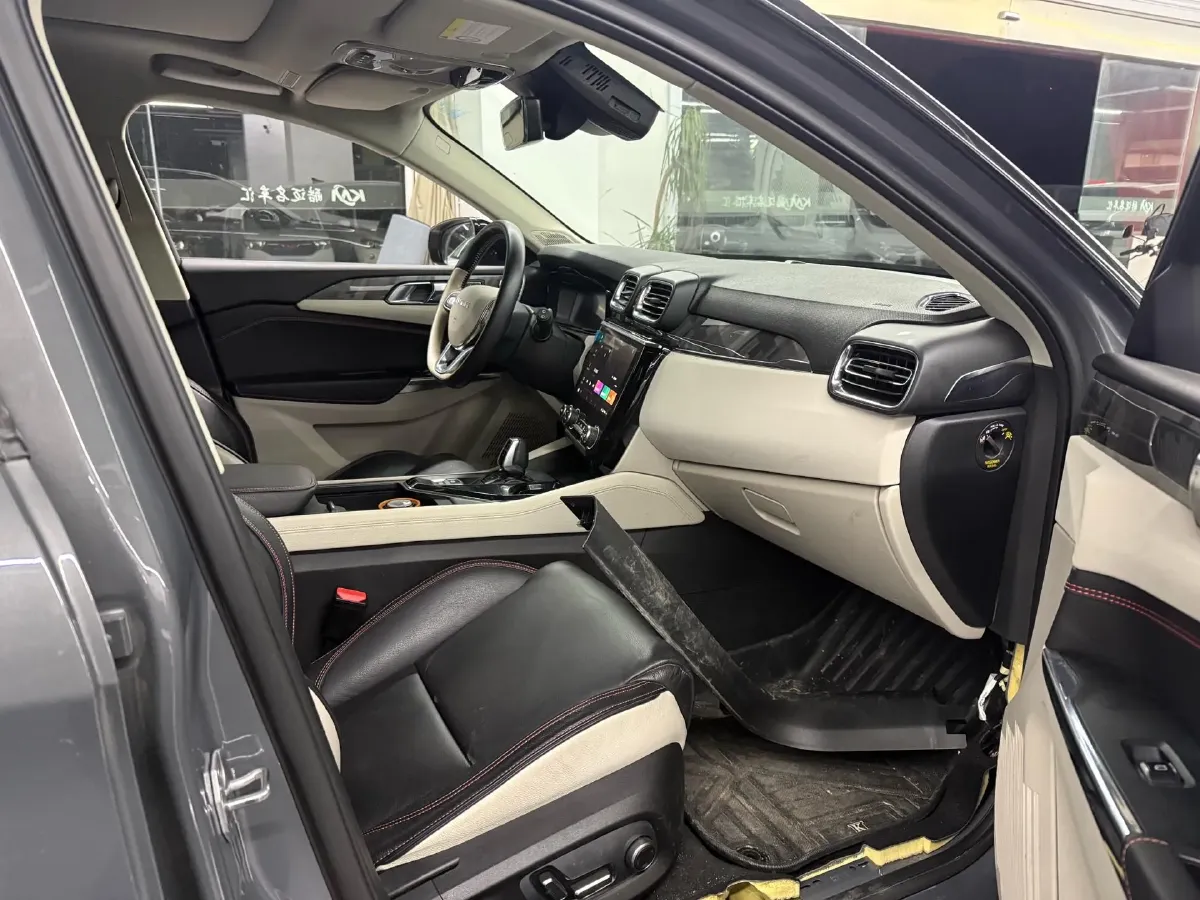 2018 Toyota C-HR 2.0L 171HP L4 CVT,autocango,china used car exporter,china ev exporter,chinese used car exporter,chinese used ev exporter