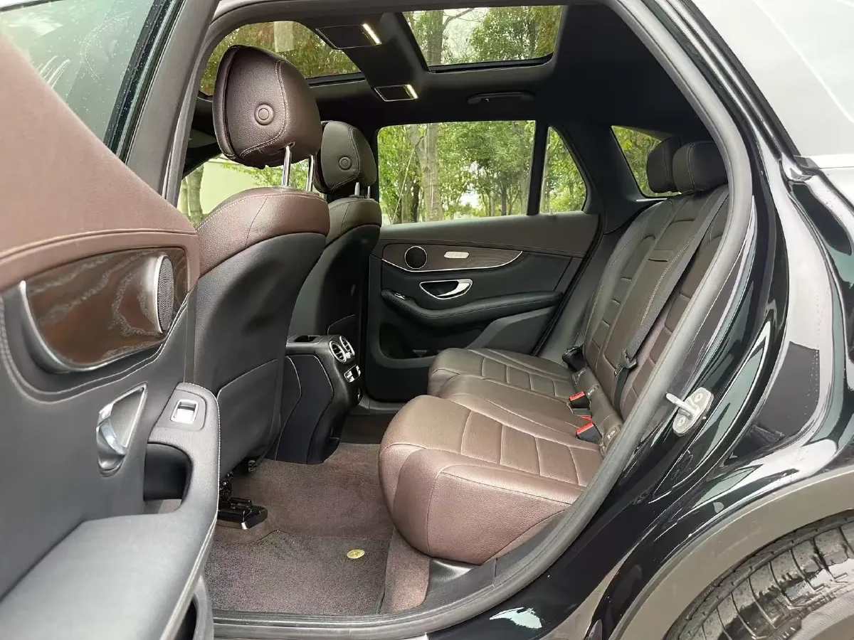 2020 Mercedes-Benz GLC Class 2.0T 258HP L4 9AT,autocango,china used car exporter,china ev exporter,chinese used car exporter,chinese used ev exporter