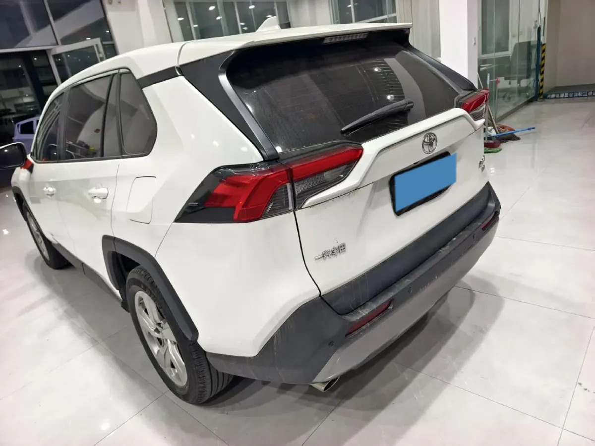 2020 Toyota RAV4 2.0L 171HP L4 CVT,autocango,china used car exporter,china ev exporter,chinese used car exporter,chinese used ev exporter