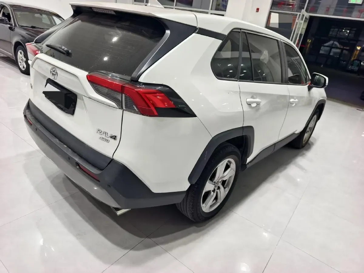 2020 Toyota RAV4 2.0L 171HP L4 CVT,autocango,china used car exporter,china ev exporter,chinese used car exporter,chinese used ev exporter