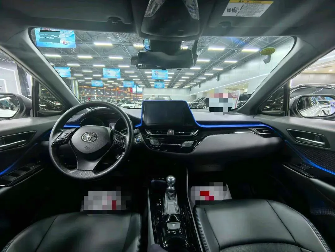 2020 Toyota C-HR 2.0L 171HP L4 CVT,autocango,china used car exporter,china ev exporter,chinese used car exporter,chinese used ev exporter