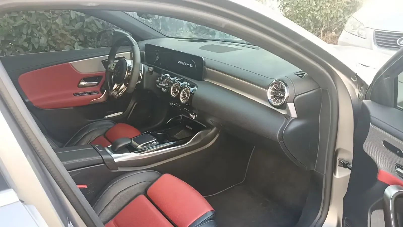 2020 Mercedes-Benz A AMG 2.0T 387HP L4 8DCT,autocango,china used car exporter,china ev exporter,chinese used car exporter,chinese used ev exporter