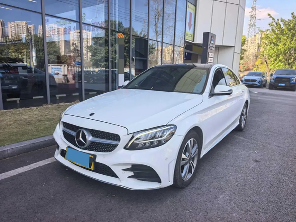 2021 Mercedes-Benz C Class 1.5T 156HP L4 9AT,autocango,china used car exporter,china ev exporter,chinese used car exporter,chinese used ev exporter