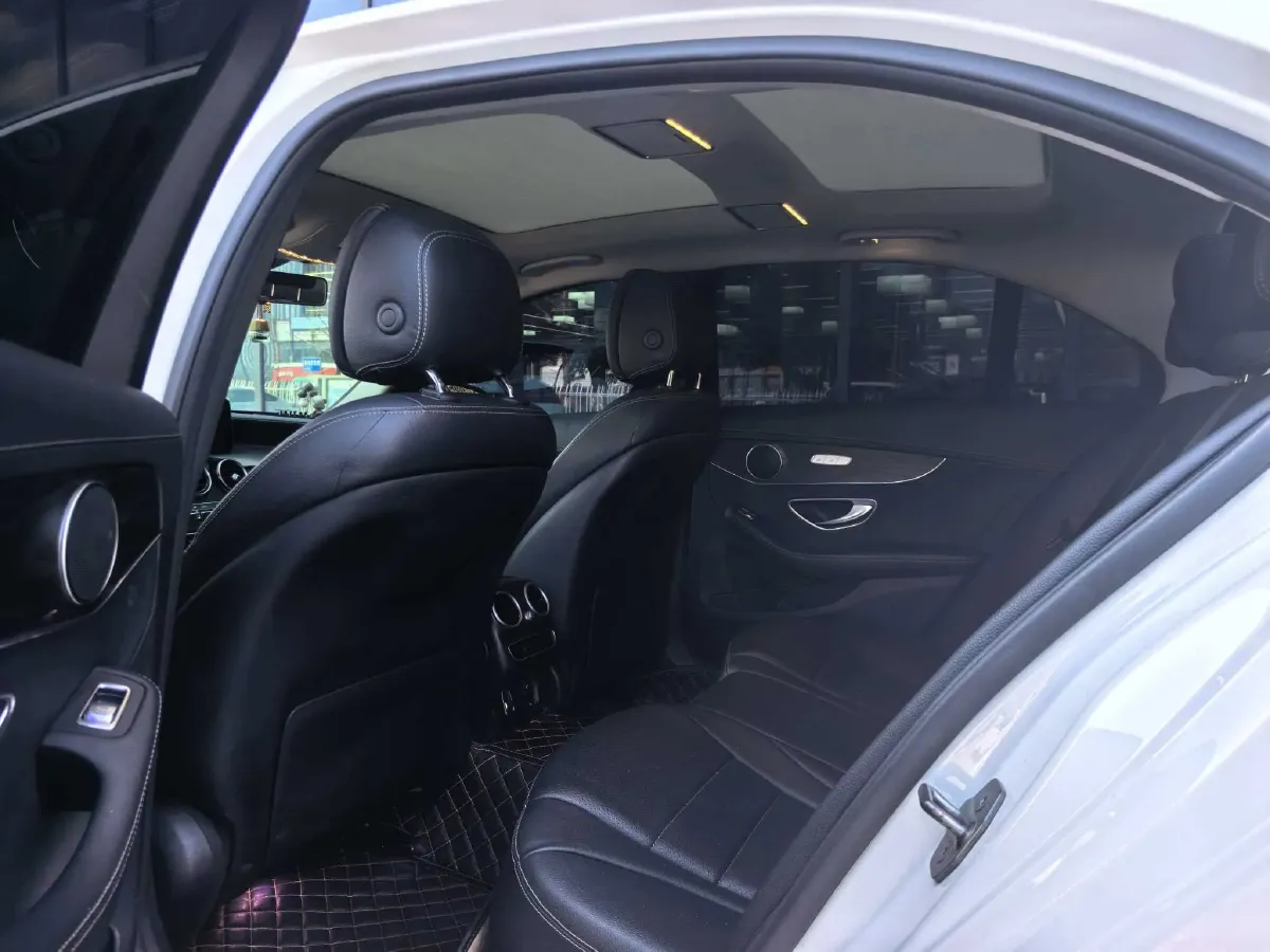 2021 Mercedes-Benz C Class 1.5T 156HP L4 9AT,autocango,china used car exporter,china ev exporter,chinese used car exporter,chinese used ev exporter