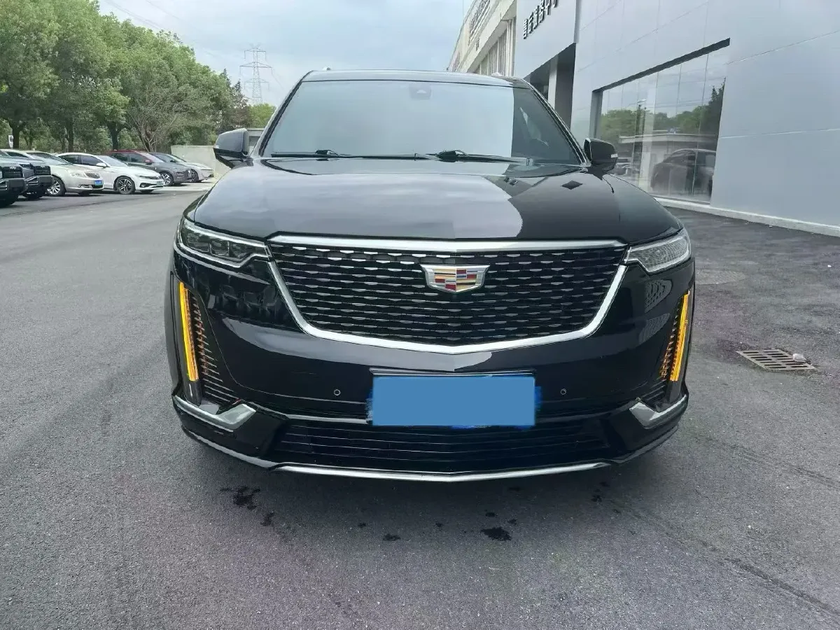 2021 Cadillac XT6 2.0T 237HP L4 9AT,autocango,china used car exporter,china ev exporter,chinese used car exporter,chinese used ev exporter