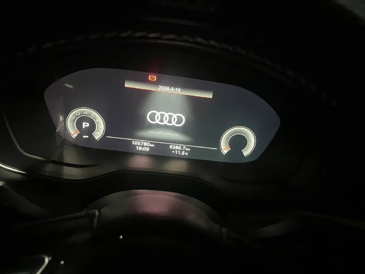 2020 Audi A4L 2.0T 190HP L4 7DCT,autocango,china used car exporter,china ev exporter,chinese used car exporter,chinese used ev exporter