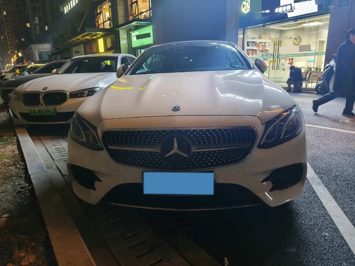 2020 Mercedes-Benz E Class 1.5T 184HP L4 9AT,autocango,china used car exporter,china ev exporter,chinese used car exporter,chinese used ev exporter