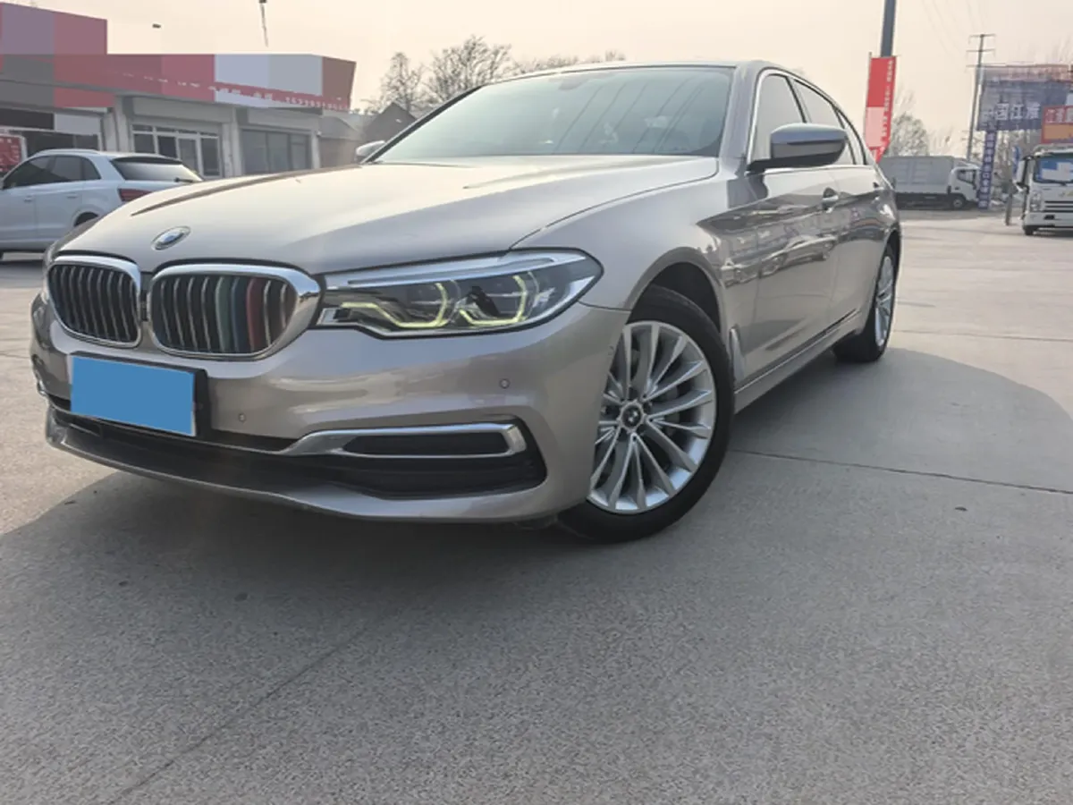 2020 BMW 5 Series 2.0T 252HP L4 8AT,autocango,china used car exporter,china ev exporter,chinese used car exporter,chinese used ev exporter