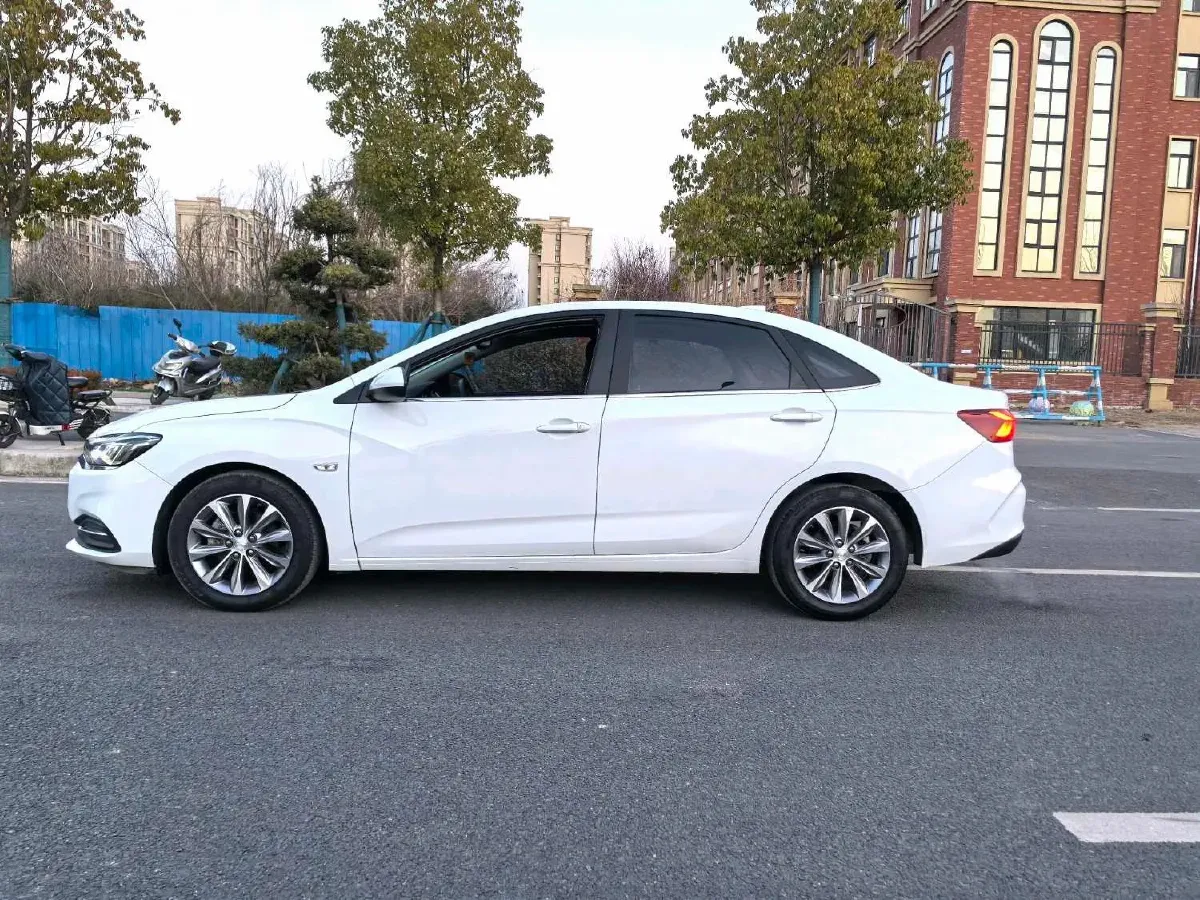 2020 Chevrolet Monza 1.5L 113HP L4 6AT,autocango,china used car exporter,china ev exporter,chinese used car exporter,chinese used ev exporter