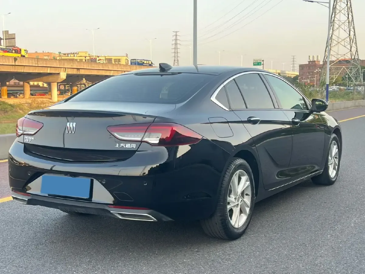2024 Buick Regal 1.5T 169HP L4 9AT,autocango,china used car exporter,china ev exporter,chinese used car exporter,chinese used ev exporter