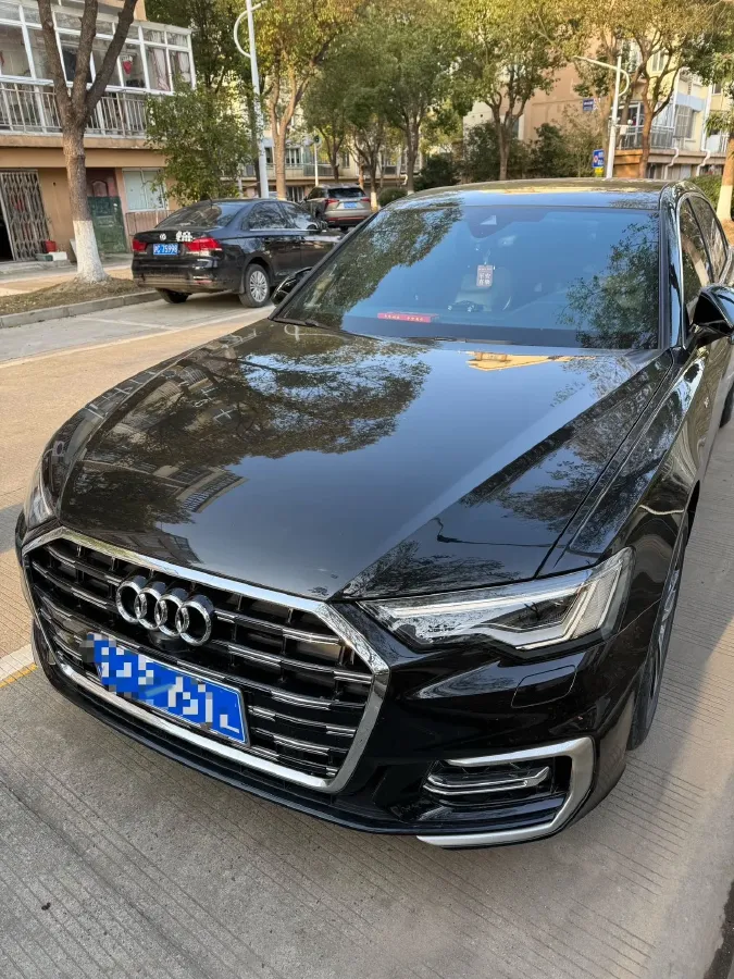 2023 Audi A6L 2.0T 245HP L4 7DCT,autocango,china used car exporter,china ev exporter,chinese used car exporter,chinese used ev exporter