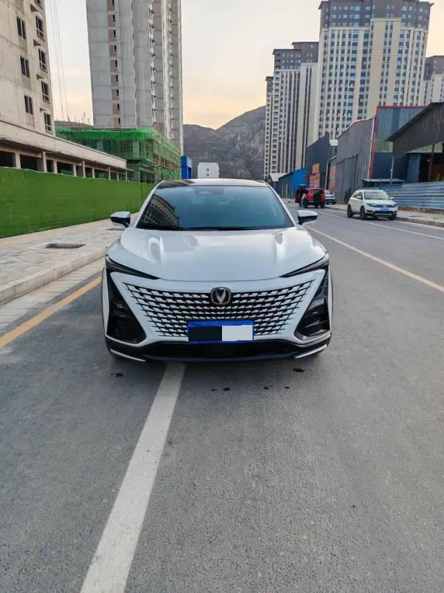 2023 ChangAn UNI-T 1.5T 188HP L4 7DCT,autocango,china used car exporter,china ev exporter,chinese used car exporter,chinese used ev exporter