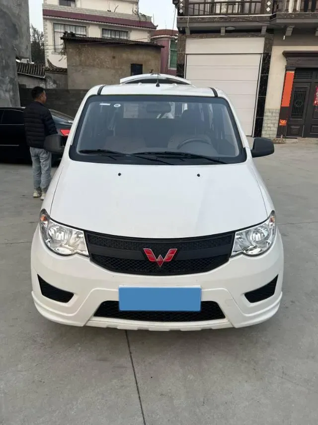 2021 Yema SiPaiKa 1.5L 109HP L4 5MT,autocango,china used car exporter,china ev exporter,chinese used car exporter,chinese used ev exporter