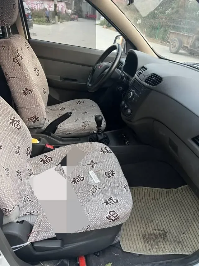 2021 Yema SiPaiKa 1.5L 109HP L4 5MT,autocango,china used car exporter,china ev exporter,chinese used car exporter,chinese used ev exporter