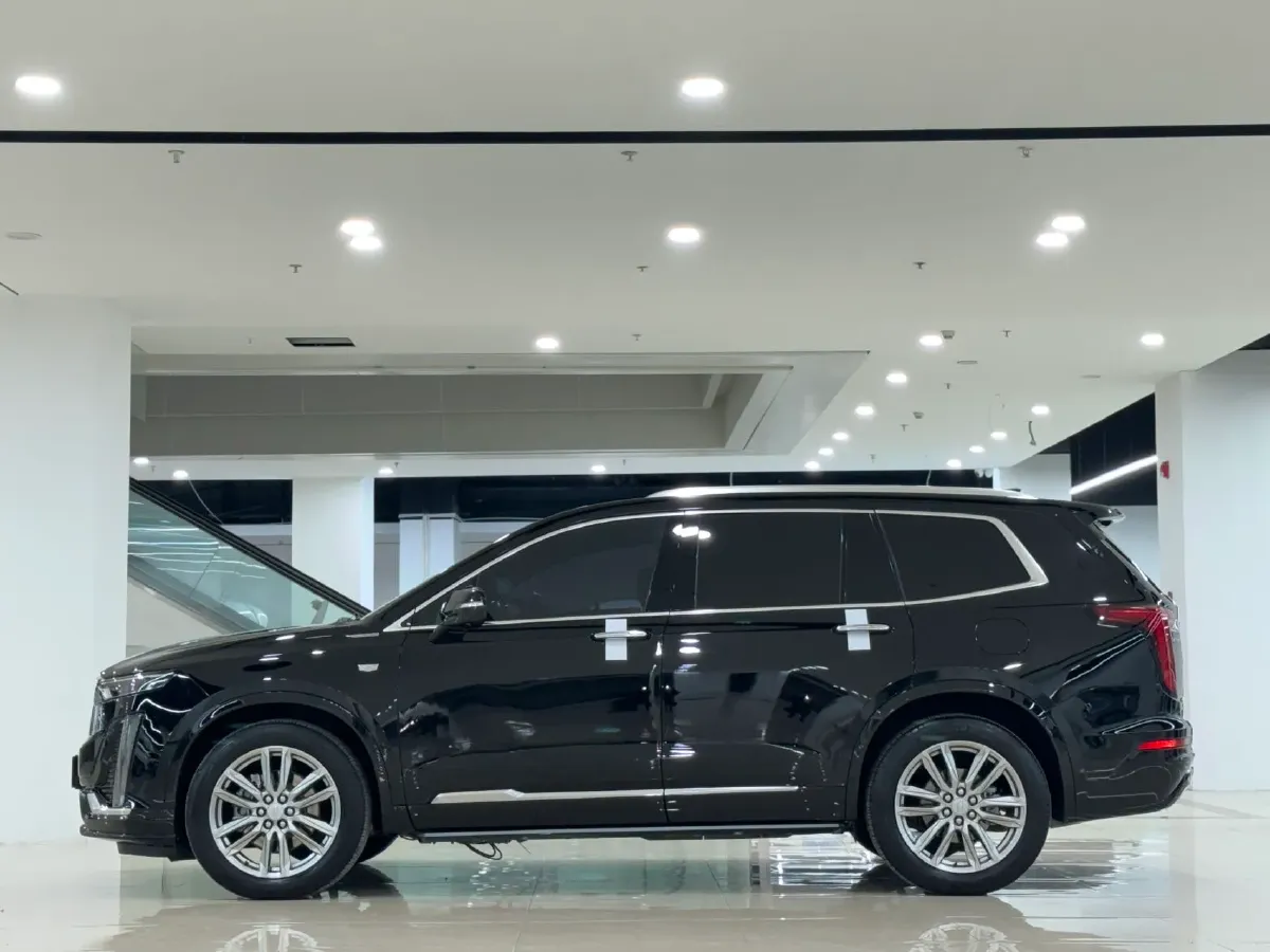 2022 Cadillac XT6 2.0T 237HP L4 9AT,autocango,china used car exporter,china ev exporter,chinese used car exporter,chinese used ev exporter