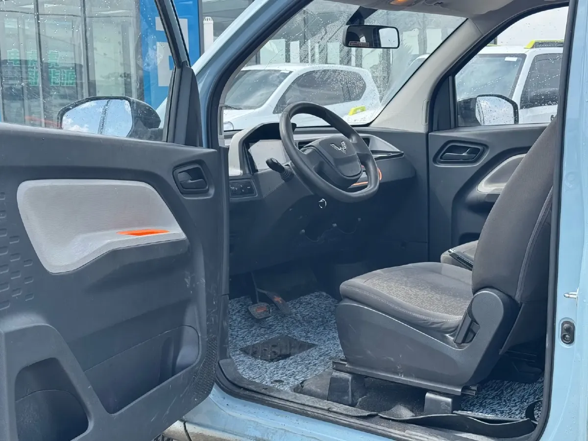 2020 WuLing HongGuang MINI EV BEV 13.8KWH,autocango,china used car exporter,china ev exporter,chinese used car exporter,chinese used ev exporter