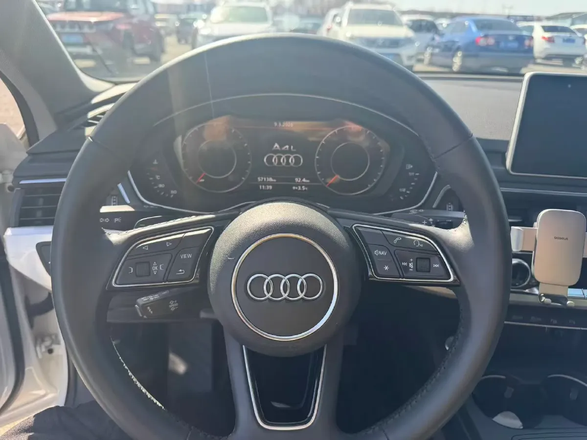 2019 Audi A4L 2.0T 190HP L4 7DCT,autocango,china used car exporter,china ev exporter,chinese used car exporter,chinese used ev exporter