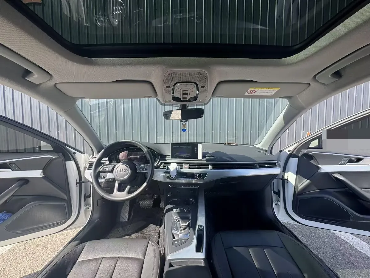 2019 Audi A4L 2.0T 190HP L4 7DCT,autocango,china used car exporter,china ev exporter,chinese used car exporter,chinese used ev exporter