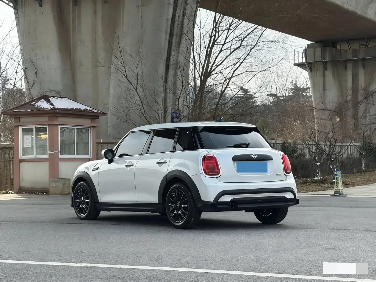 2023 MINI MINI 1.5T 102HP L3 7DCT,autocango,china used car exporter,china ev exporter,chinese used car exporter,chinese used ev exporter