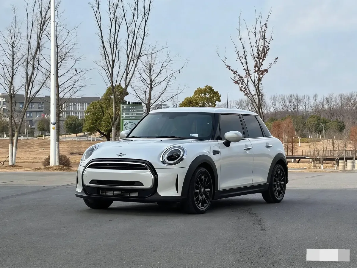 2023 MINI MINI 1.5T 102HP L3 7DCT,autocango,china used car exporter,china ev exporter,chinese used car exporter,chinese used ev exporter