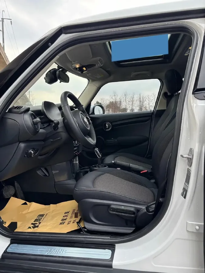 2023 MINI MINI 1.5T 102HP L3 7DCT,autocango,china used car exporter,china ev exporter,chinese used car exporter,chinese used ev exporter