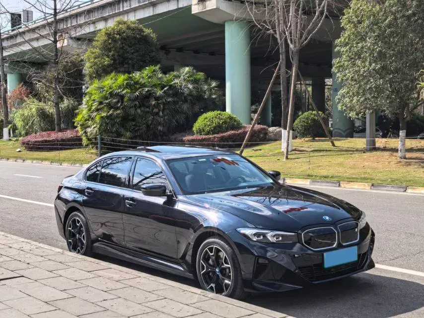 2023 BMW i3 BEV 79.05KWH,autocango,china used car exporter,china ev exporter,chinese used car exporter,chinese used ev exporter