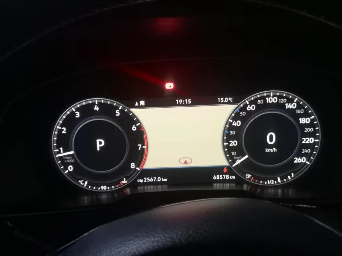 2018 Volkswagen Magotan 1.8T 180HP L4 7DCT,autocango,china used car exporter,china ev exporter,chinese used car exporter,chinese used ev exporter