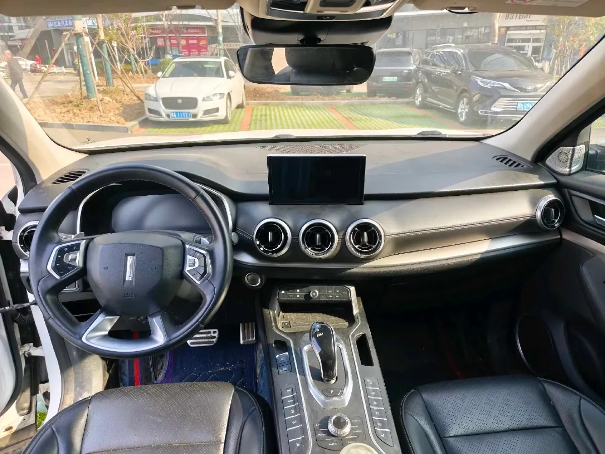 2018 WEY VV6 2.0T 197HP L4 7DCT,autocango,china used car exporter,china ev exporter,chinese used car exporter,chinese used ev exporter