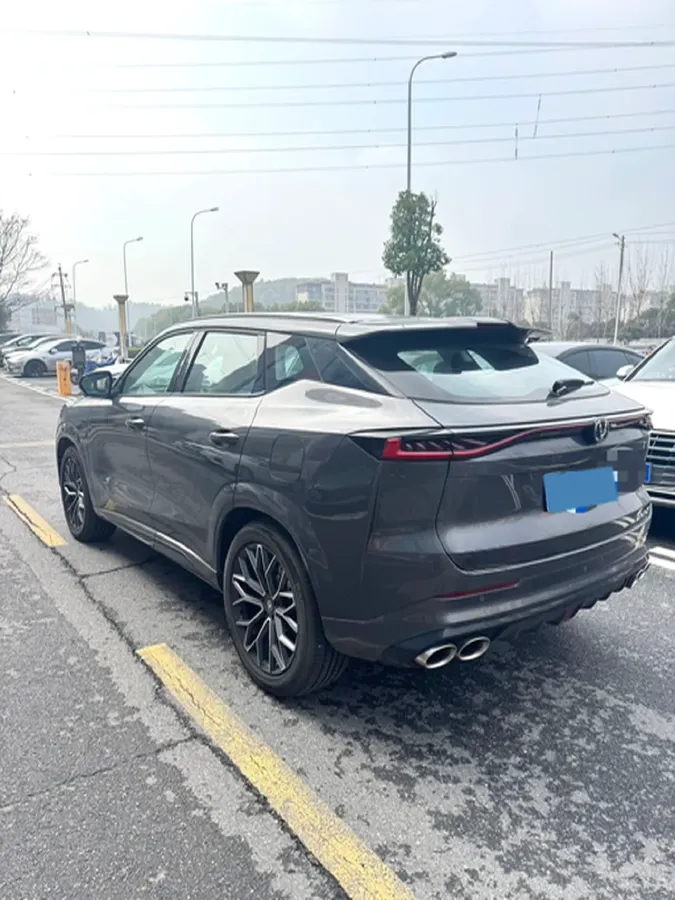 2025 ChangAn UNI-Z 1.5T 188HP L4 7DCT,autocango,china used car exporter,china ev exporter,chinese used car exporter,chinese used ev exporter