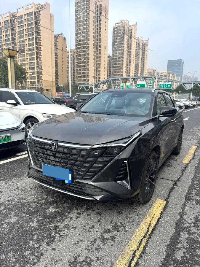 2025 ChangAn UNI-Z 1.5T 188HP L4 7DCT,autocango,china used car exporter,china ev exporter,chinese used car exporter,chinese used ev exporter