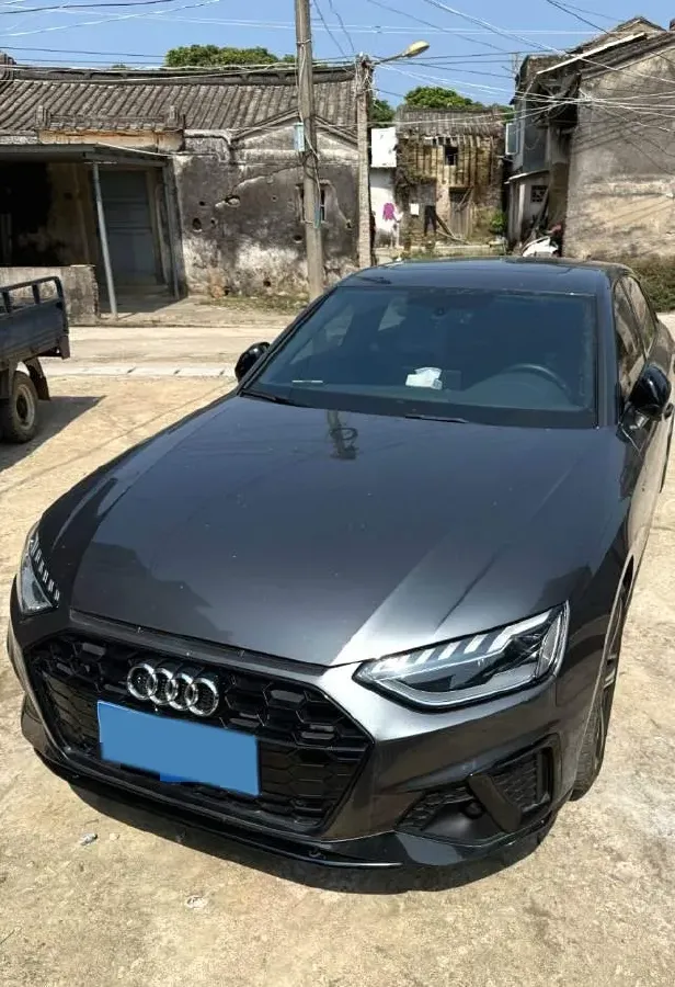 2023 Audi A4L 2.0T 190HP L4 7DCT,autocango,china used car exporter,china ev exporter,chinese used car exporter,chinese used ev exporter