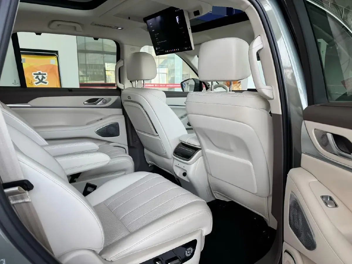 2025 WEY BlueMountain 1.5T 170HP L4 4DHT PHEV 44.5KWH,autocango,china used car exporter,china ev exporter,chinese used car exporter,chinese used ev exporter