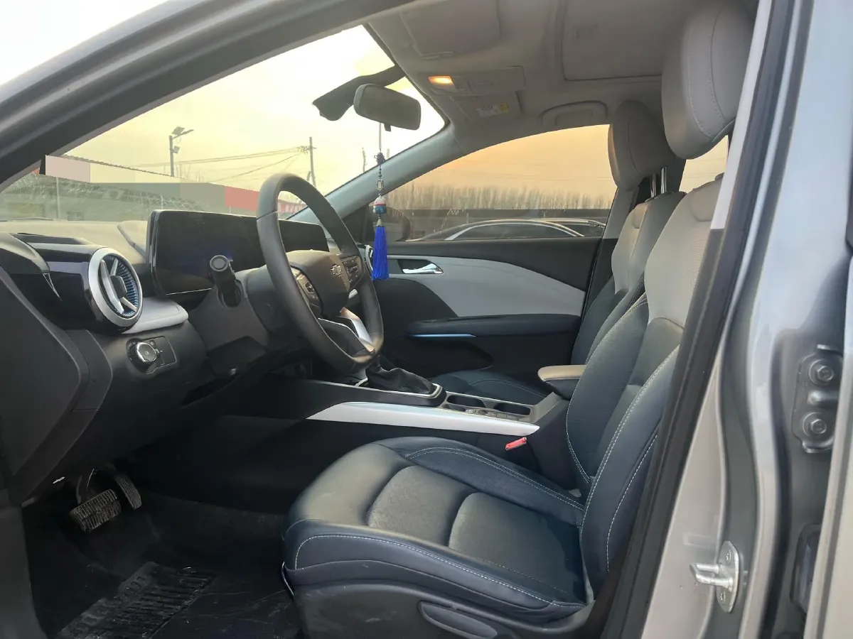 2023 Chevrolet Monza 1.5L 113HP L4 6DCT,autocango,china used car exporter,china ev exporter,chinese used car exporter,chinese used ev exporter