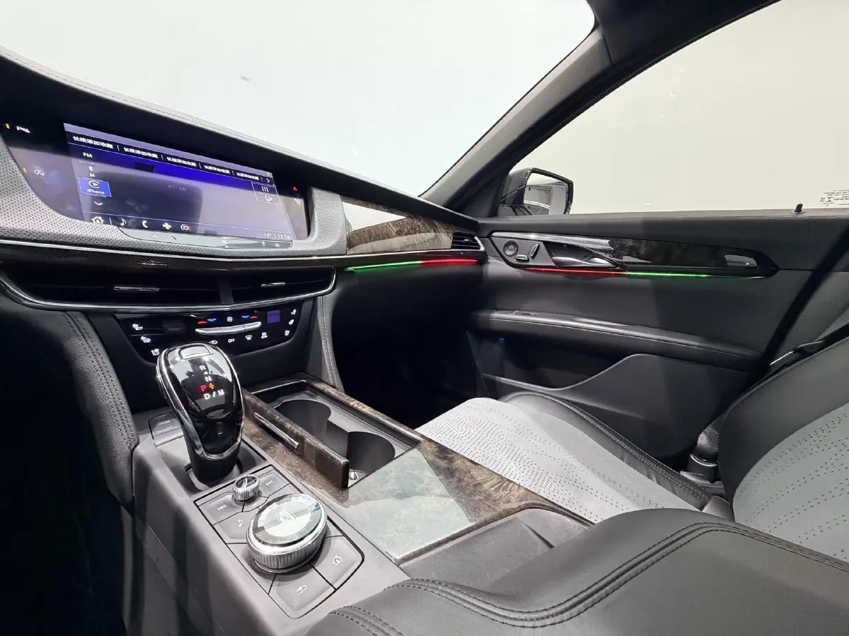 2022 Cadillac CT6 2.0T 237HP L4 10AT,autocango,china used car exporter,china ev exporter,chinese used car exporter,chinese used ev exporter