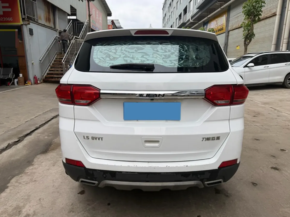 2016 LiFan MaiWei 1.5L 109HP L4 5MT,autocango,china used car exporter,china ev exporter,chinese used car exporter,chinese used ev exporter