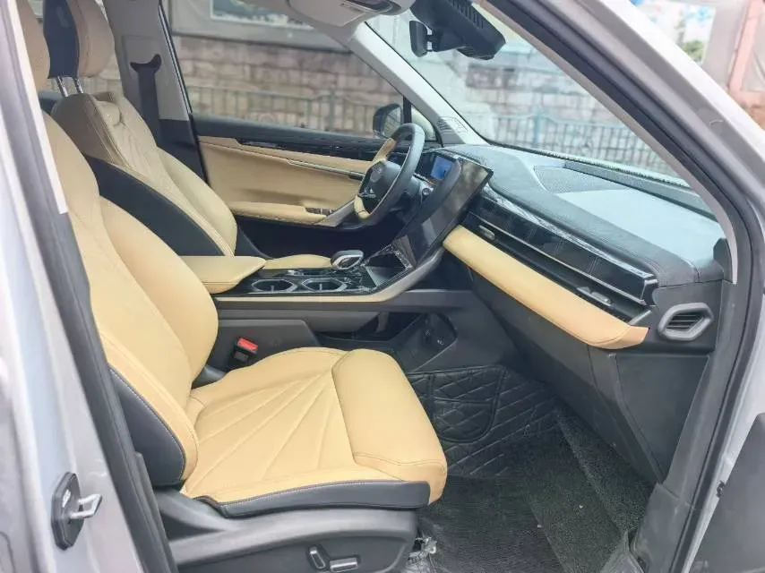 2023 Geely StarRay 1.5T 181HP L4 7DCT,autocango,china used car exporter,china ev exporter,chinese used car exporter,chinese used ev exporter