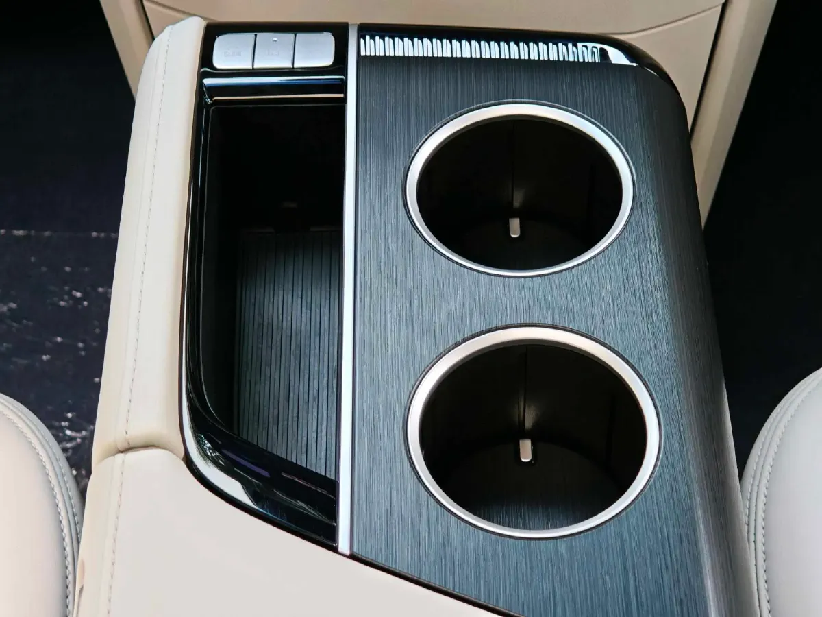 2024 Buick GL8 1.5T 180HP L4 2DHT PHEV 24.4KWH,autocango,china used car exporter,china ev exporter,chinese used car exporter,chinese used ev exporter