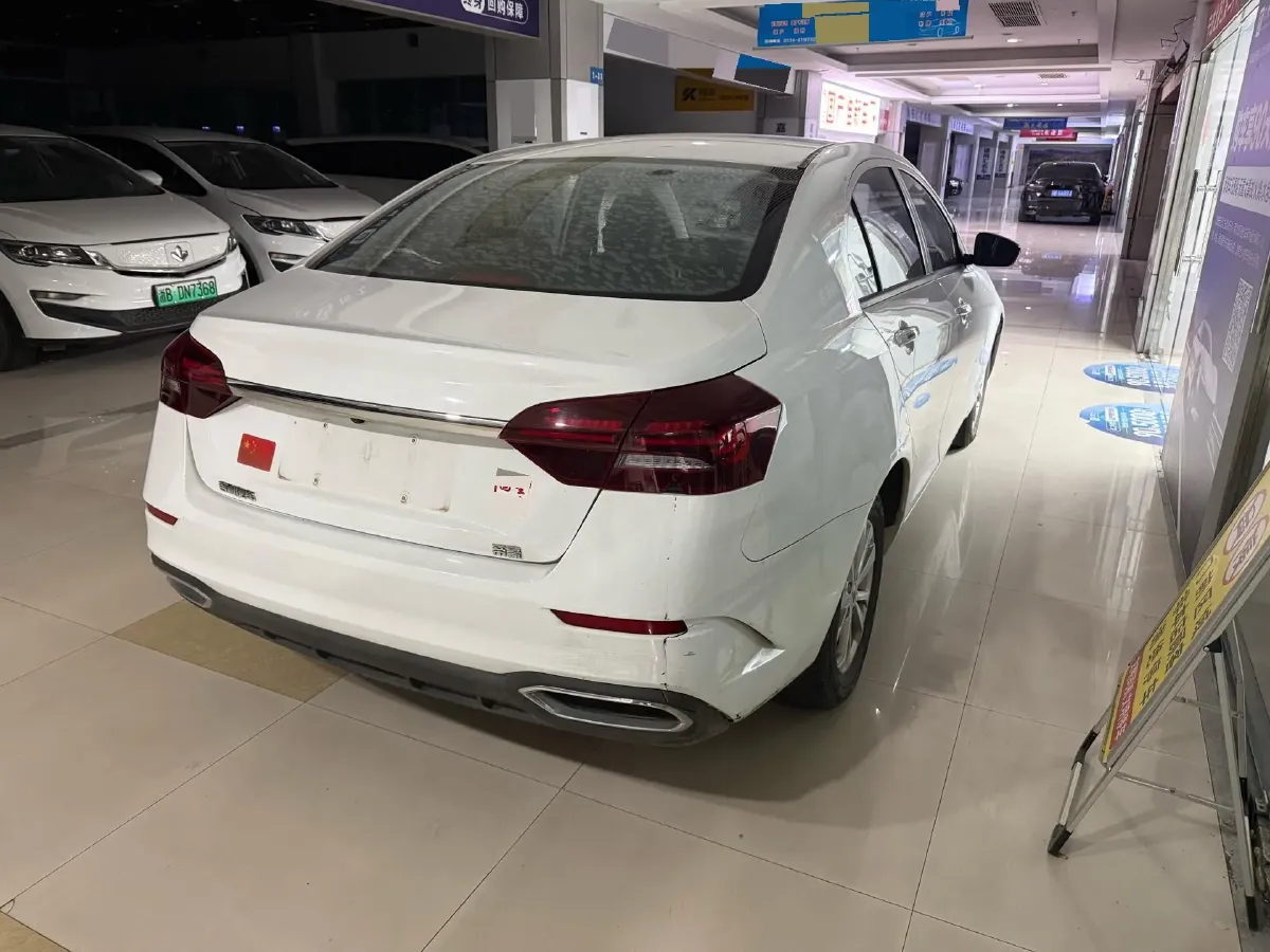 2021 BaoJun 530 1.5T 147HP L4 CVT,autocango,china used car exporter,china ev exporter,chinese used car exporter,chinese used ev exporter