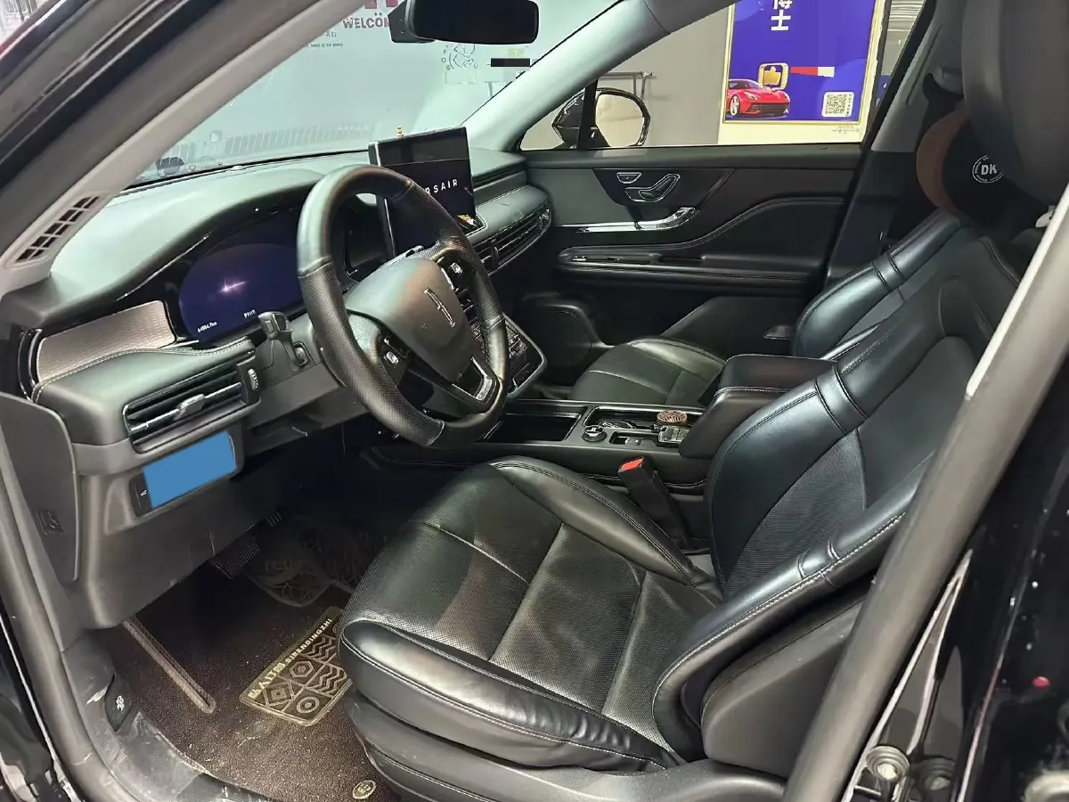 2022 Lincoln Corsair 2.0T 245HP L4 8AT,autocango,china used car exporter,china ev exporter,chinese used car exporter,chinese used ev exporter