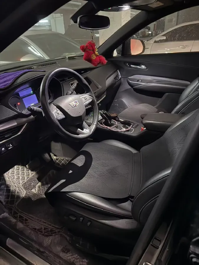 2021 Cadillac XT4 2.0T 237HP L4 9AT,autocango,china used car exporter,china ev exporter,chinese used car exporter,chinese used ev exporter