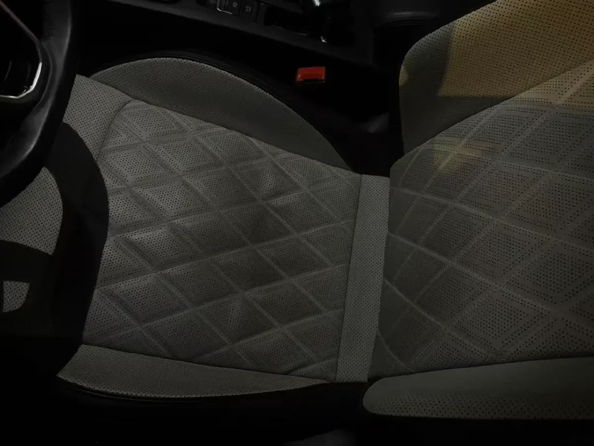 2023 Volkswagen Magotan 2.0T 186HP L4 7DCT,autocango,china used car exporter,china ev exporter,chinese used car exporter,chinese used ev exporter