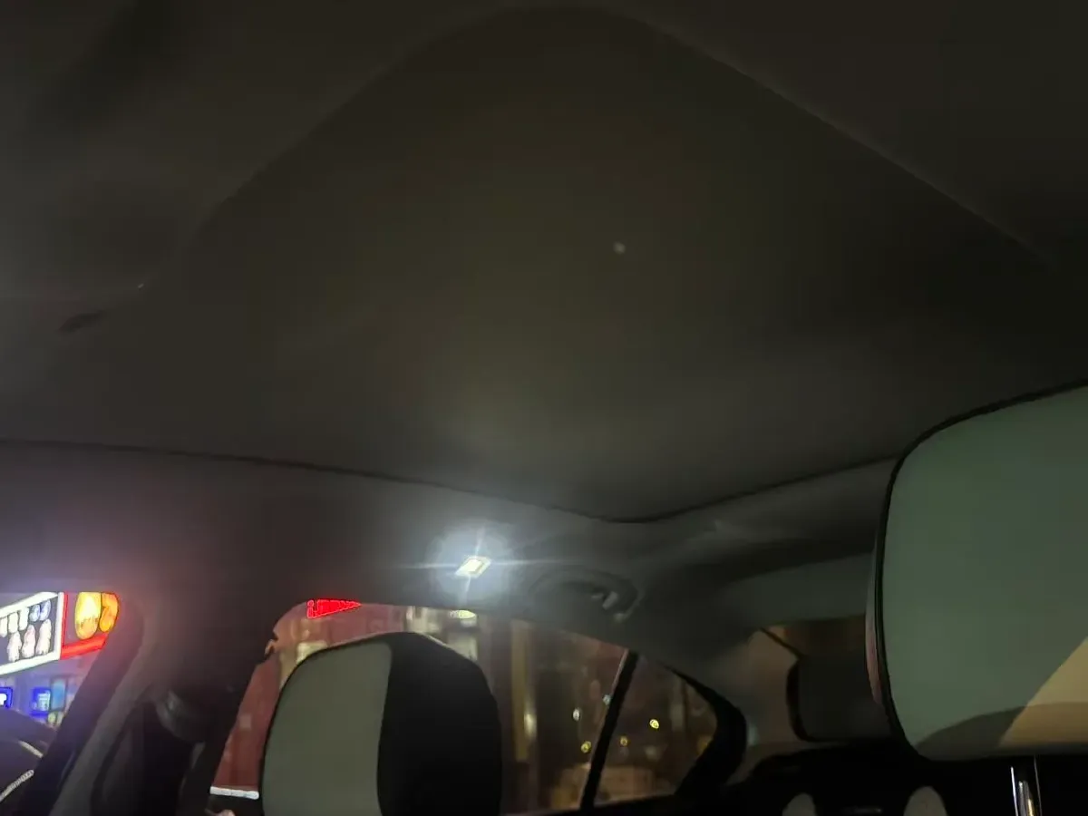 2023 Volkswagen Magotan 2.0T 186HP L4 7DCT,autocango,china used car exporter,china ev exporter,chinese used car exporter,chinese used ev exporter