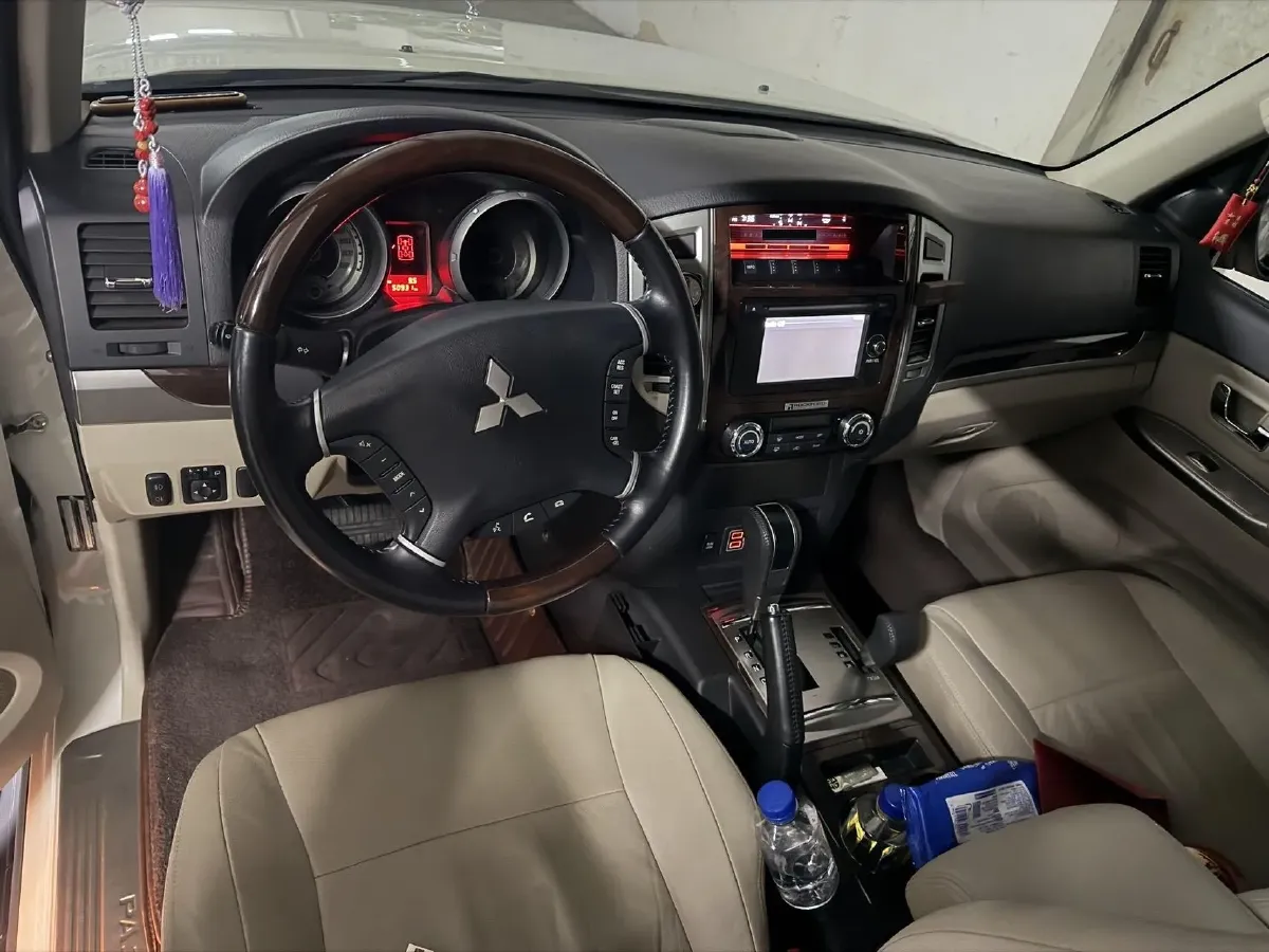 2017 Honda Jade 1.8L 141HP L4 5AT,autocango,china used car exporter,china ev exporter,chinese used car exporter,chinese used ev exporter