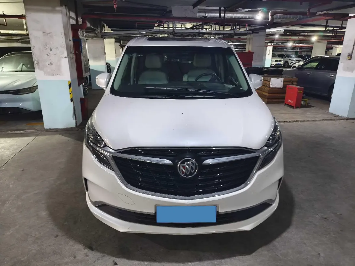 2022 Buick GL8 2.0T 237HP L4 9AT,autocango,china used car exporter,china ev exporter,chinese used car exporter,chinese used ev exporter