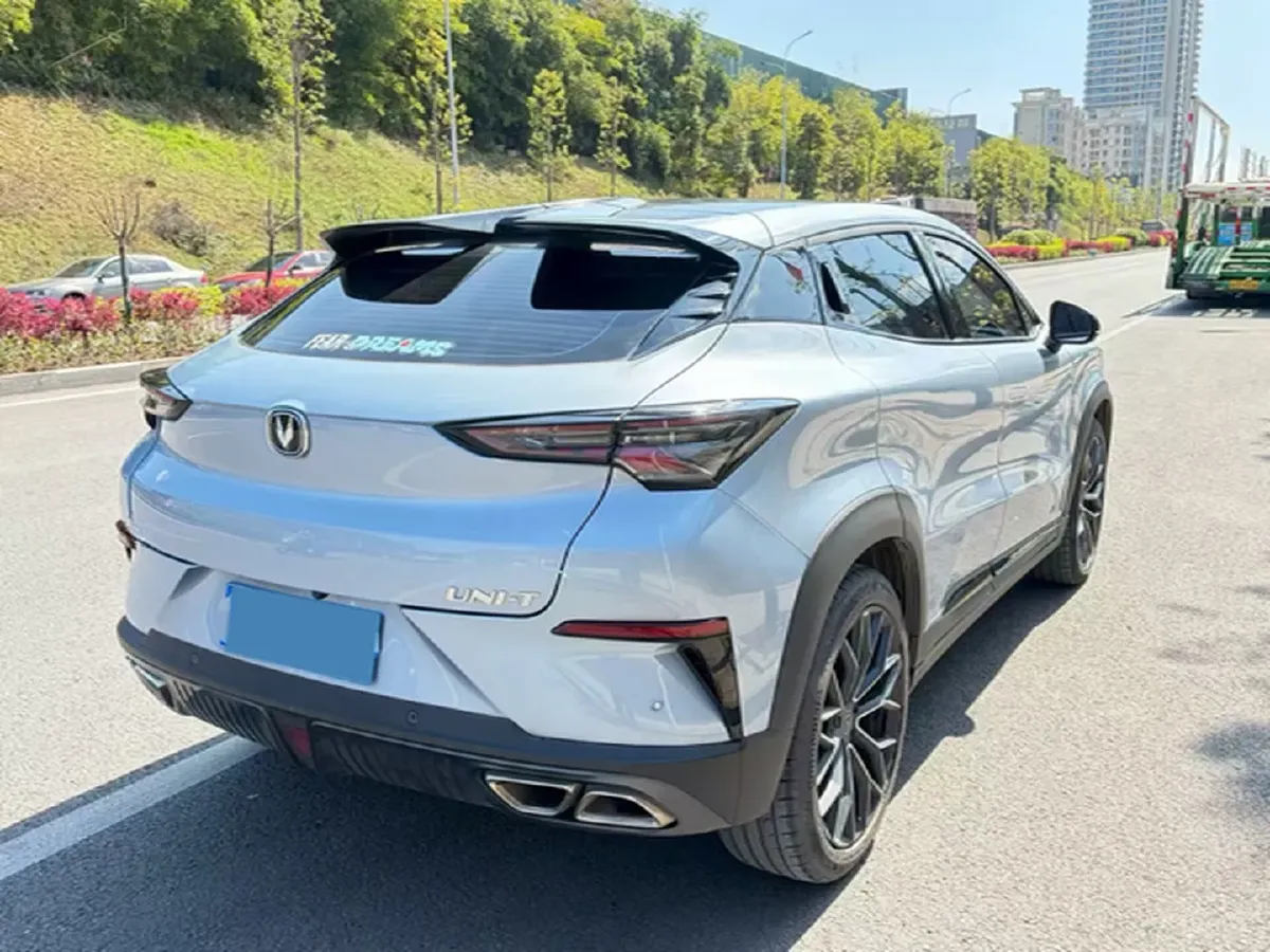 2022 ChangAn UNI-T 1.5T 188HP L4 7DCT,autocango,china used car exporter,china ev exporter,chinese used car exporter,chinese used ev exporter