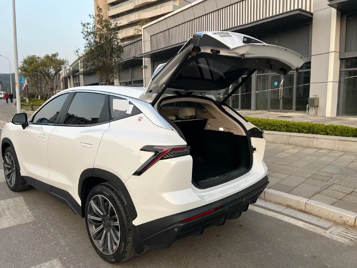 2022 Jetour DASHING 1.6T 197HP L4 7DCT,autocango,china used car exporter,china ev exporter,chinese used car exporter,chinese used ev exporter