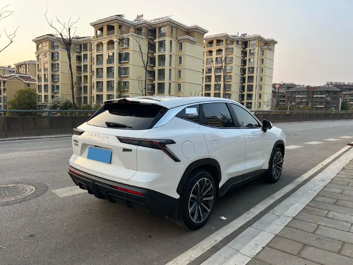 2022 Jetour DASHING 1.6T 197HP L4 7DCT,autocango,china used car exporter,china ev exporter,chinese used car exporter,chinese used ev exporter