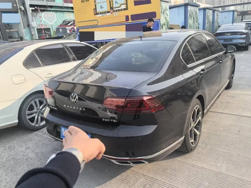 2023 Volkswagen Magotan 2.0T 186HP L4 7DCT,autocango,china used car exporter,china ev exporter,chinese used car exporter,chinese used ev exporter